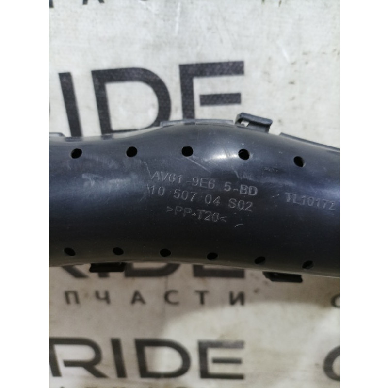 Воздухозаборник (впускная система) Ford Focus MK3 2016 2.0 CP9Z9A624B