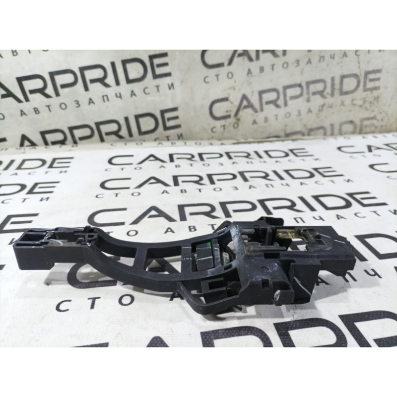 Кронштейн ручки дверей (кузов і елементи) FORD ESCAPE MK3 2014 1.6 CM5Z5826685C