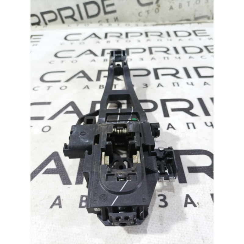 Кронштейн ручки дверей (кузов і елементи) FORD ESCAPE MK3 2014 1.6 CM5Z5826685C