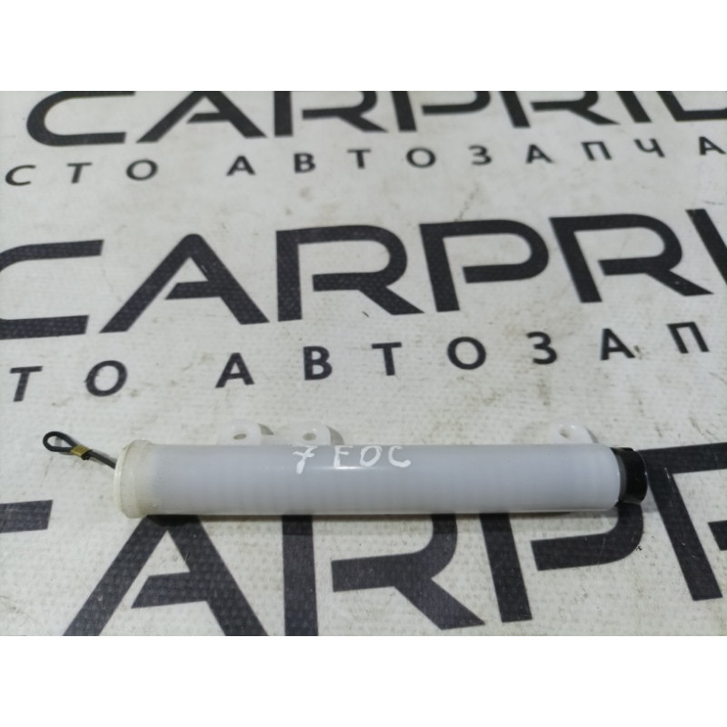 Амортизатор бардачка (салон) Ford Focus MK3 2016 2.0 CV6Z5806200A
