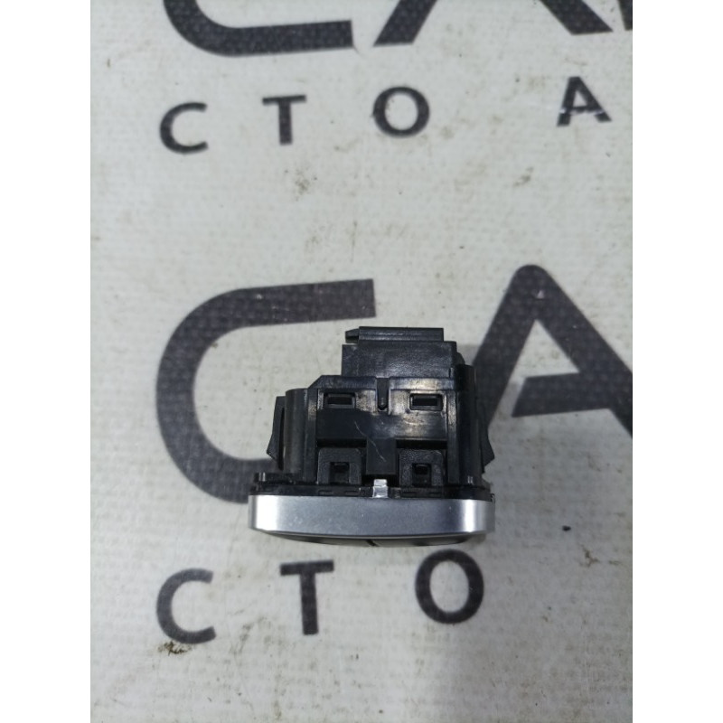 Кнопка блокировки центрального замка (электрика / кнопки) Ford Focus MK3 2016 2.0 F1EZ14028A