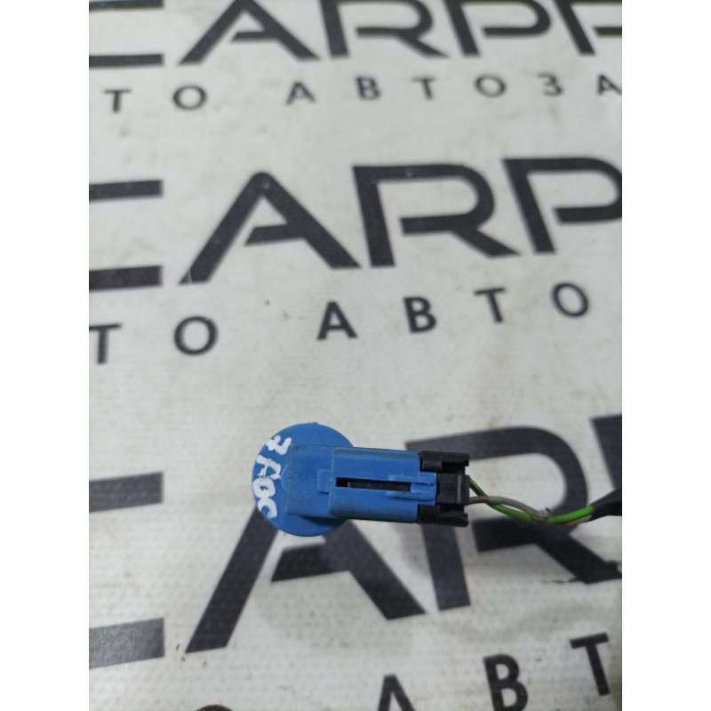 Датчик температуры (электрика / датчики) Ford Focus MK3 2016 2.0 BE8Z19C734A