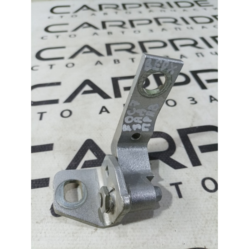 Петля двери (кузов и элементы) Ford Focus MK3 2016 2.0 CP9Z5422800A