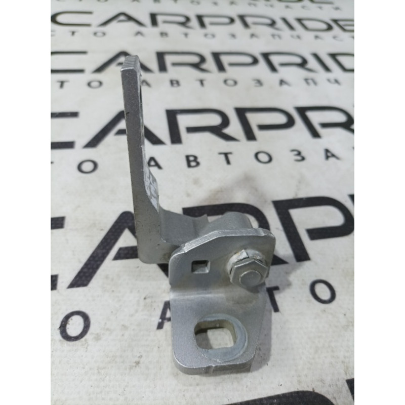 Петля двери (кузов и элементы) Ford Focus MK3 2016 2.0 CP9Z5422800A
