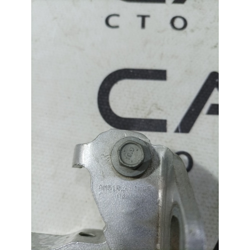 Петля двери (кузов и элементы) Ford Focus MK3 2016 2.0 AM5Z5826802A
