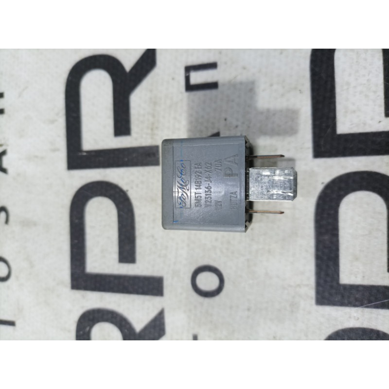 Реле (электрика) Ford Focus MK3 2016 2.0 5m5t14b192ea