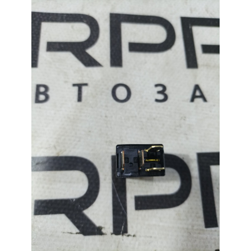 Реле (электрика) Ford Focus MK3 2016 2.0 9l2t14b192aa