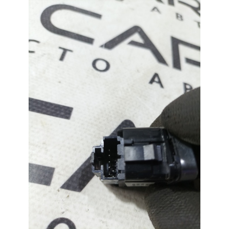 Кнопка блокировки центрального замка (электрика / кнопки) Ford Focus MK3 2016 2.0 F1EZ14028B