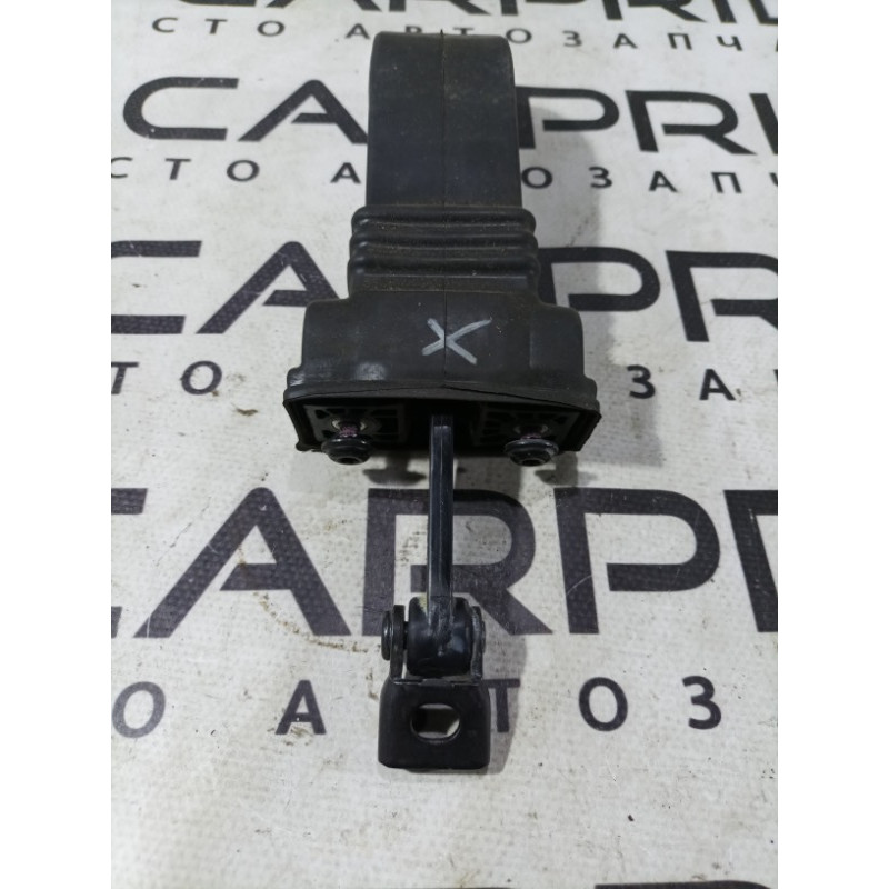Обмежувач дверей (кузов і елементи) Audi Q5 8R 8r0837249c