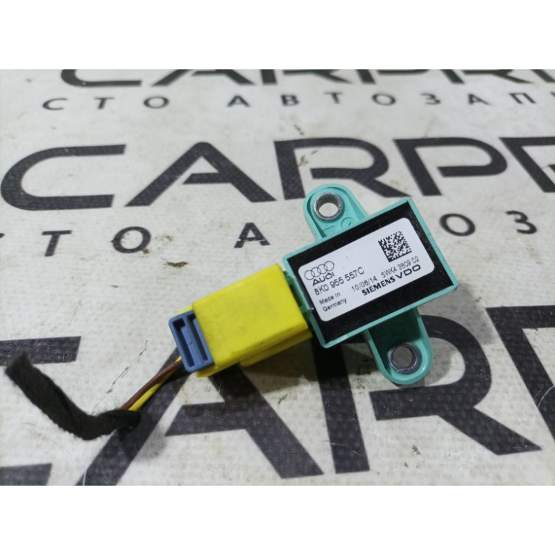 Датчик удара (электрика / датчики) Audi Q5 8R 8k0955557c