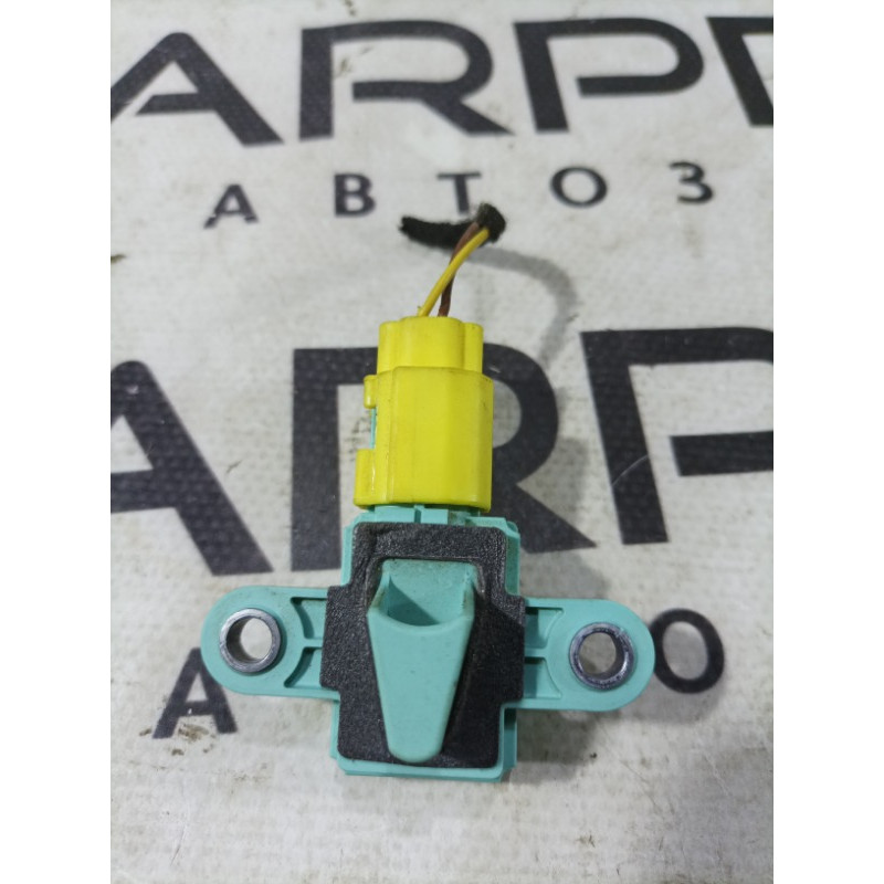 Датчик удара (электрика / датчики) Audi Q5 8R 8k0955557c