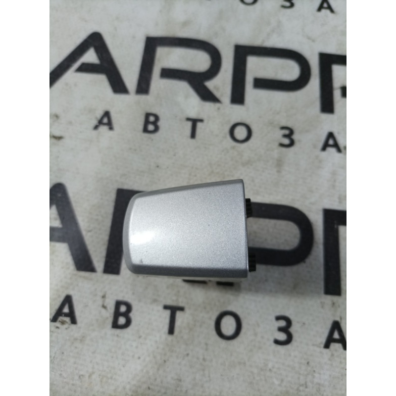 Заглушка внешней ручки (кузов и элементы) Opel Vectra C 2004 2.2 9227168