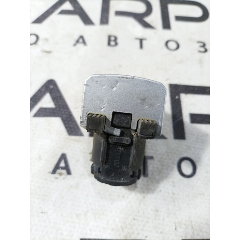 Заглушка внешней ручки (кузов и элементы) Opel Vectra C 2004 2.2 9227168