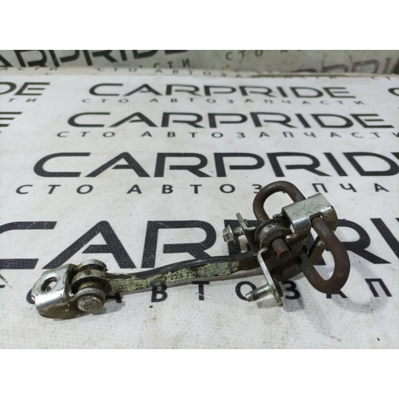 Ограничитель двери (кузов и элементы) Opel Vectra C 2004 2.2 9229751