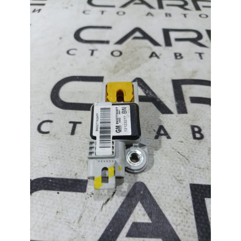 Датчик удара (электрика / датчики) Opel Vectra C 2004 2.2 13123277