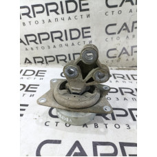 Подушка двигателя