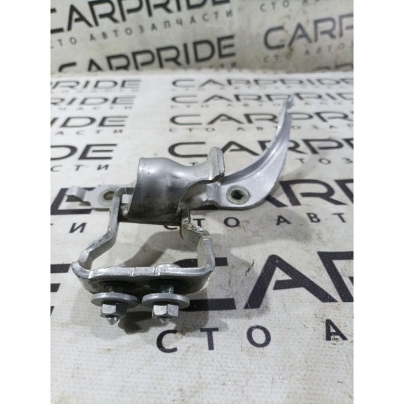 Петля багажника (кузов и элементы) AUDI A4 B6 2.4BDV 8e9827300e