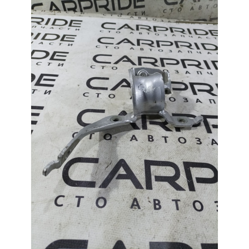 Петля багажника (кузов и элементы) AUDI A4 B6 2.4BDV 8e9827300e