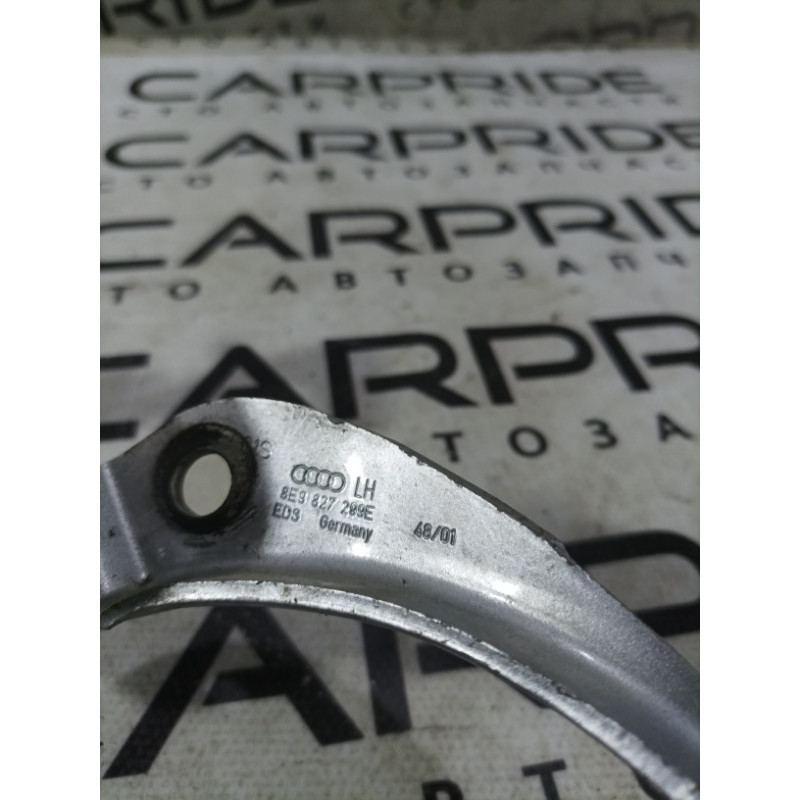 Петля багажника (кузов и элементы) AUDI A4 B6 2.4BDV 8e9827299e