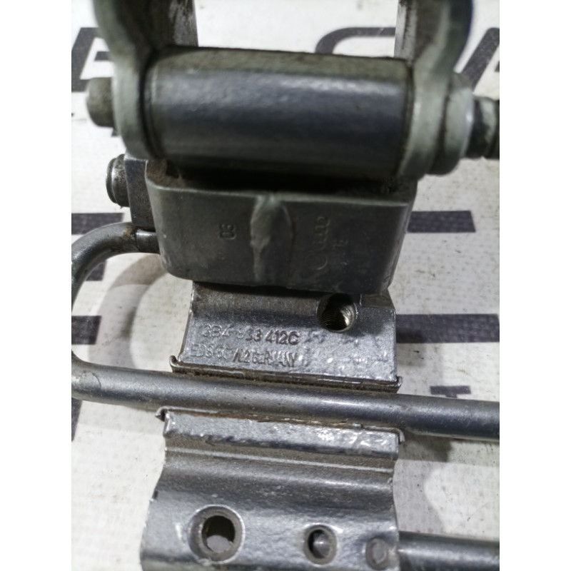 Петля двери (кузов и элементы) Volkswagen Passat B5 2003 2.5 AKN 3b4833412c