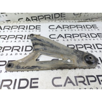 Кронштейн подрамника