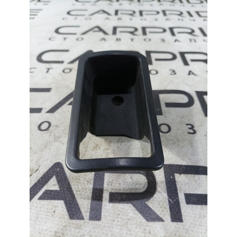 Накладка ручки внутренней (салон) Ford Transit Connect 1 2005 1.8L 2t14v22620ac