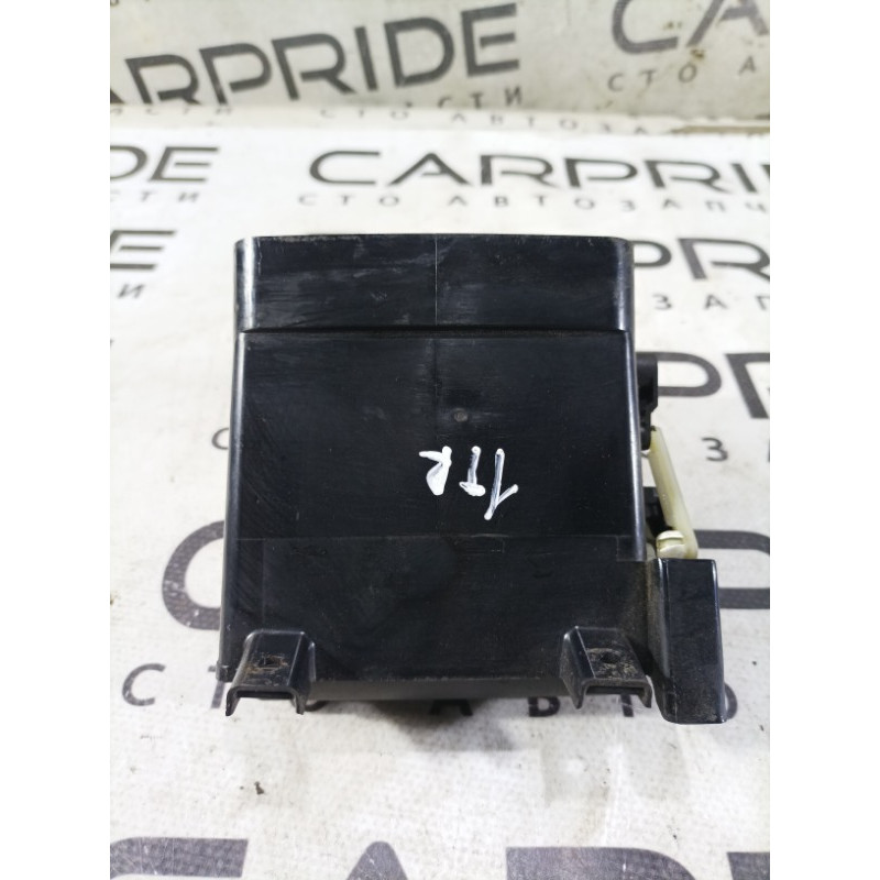 Дефлектор воздуховода (салон) Ford Transit Connect 1 2005 1.8L 2t1h19c696ac