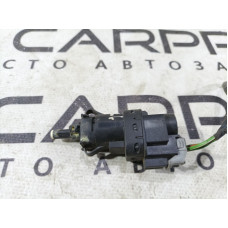 Концевик педали тормоза