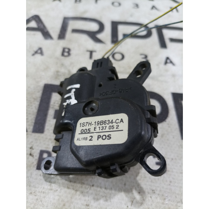Привод заслонки отопителя (отопление и кондиционирование) Ford Transit Connect 1 2005 1.8L 1s7h19b634ca