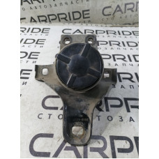 Подушка двигателя