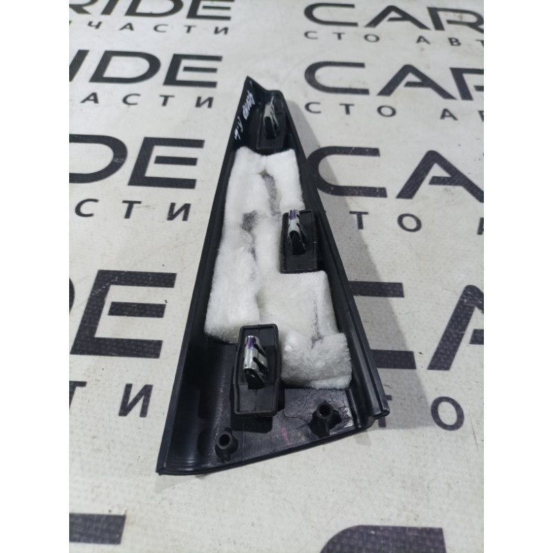 Молдинг двери (уголок) внутренний (кузов и элементы) Jeep Compass MP 2018 2.4 5US43 DX9AA