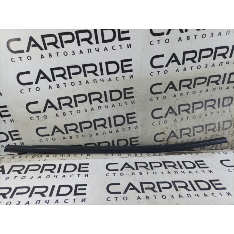 Молдинг стекла (кузов и элементы) Jeep Compass MP 2018 2.4 68242131AA