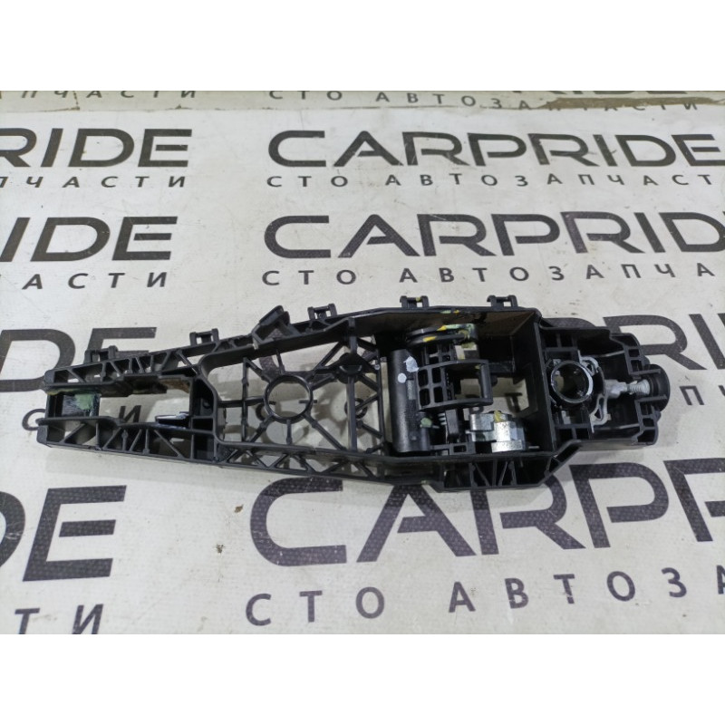 Кронштейн ручки дверей (кузов і елементи) Jeep Compass MP 2018 2.4 68242309AB