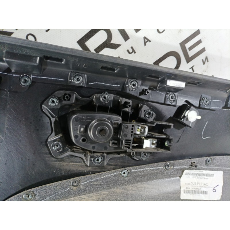 Дверная карта (салон) Jeep Compass MP 2018 2.4 5US11LA3AE