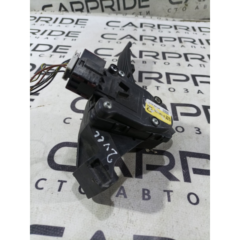 Педаль газа (электрика двигателя) Opel Vectra C 2008 2.2 YH 9186727