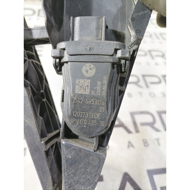 Педаль газа (электрика двигателя) BMW 3-series F30 2013 N47D20 35426853176