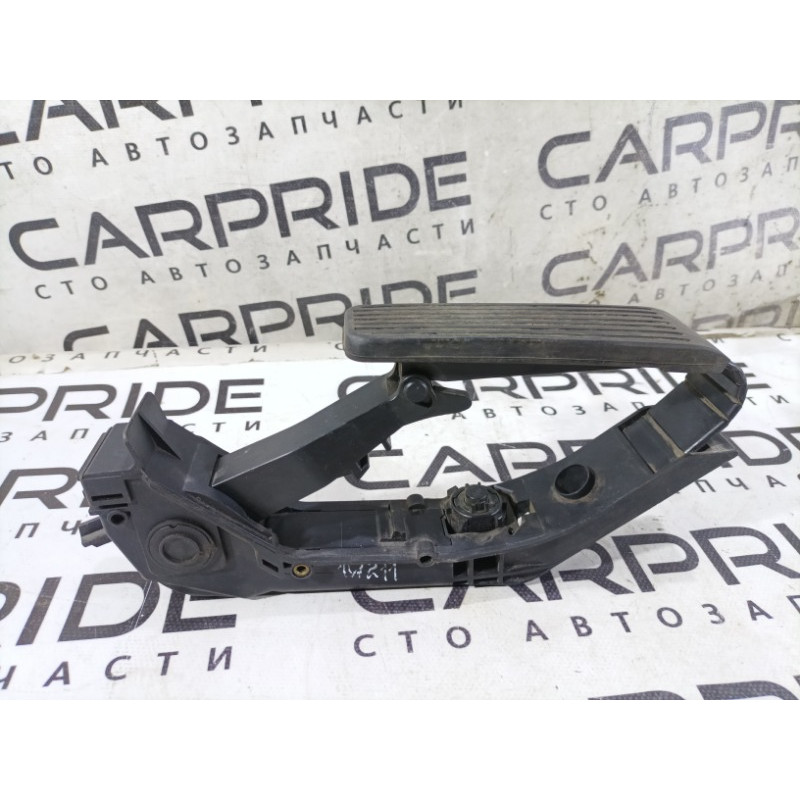 Педаль газа (электрика двигателя) Mercedes-Benz E-class W211 2006 3.2 M112.946 a2113000504