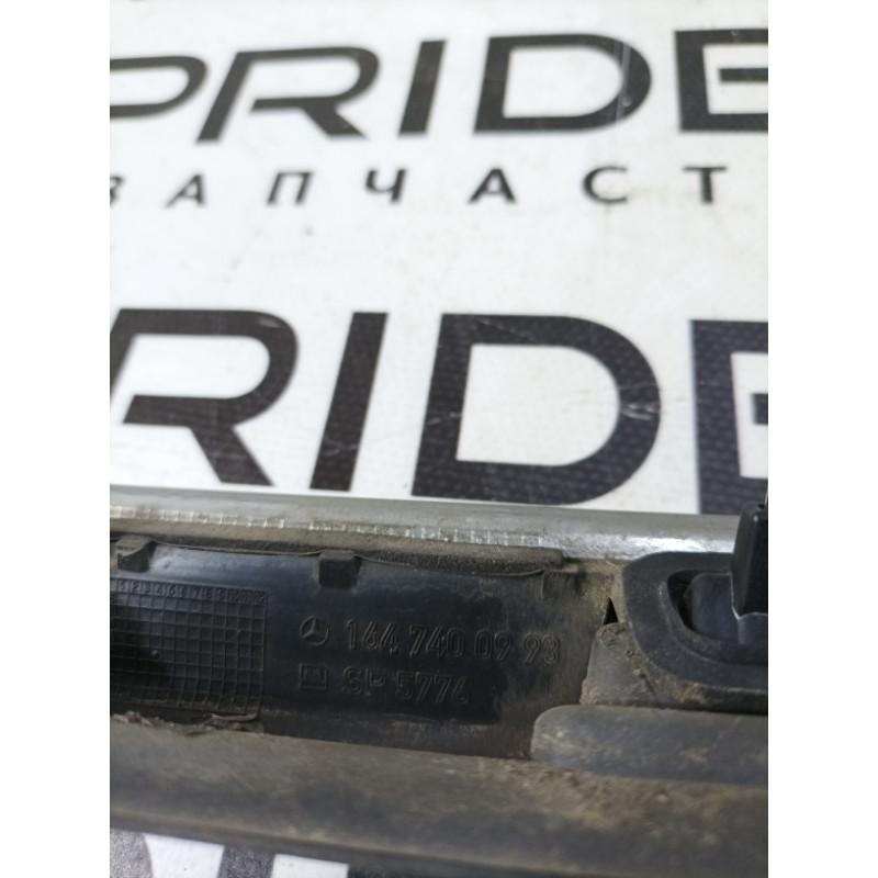 Панель подсветки номера (кузов и элементы) Mercedes-Benz GL X164 2012 4.6 a1647400993