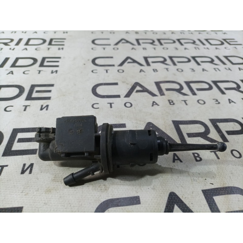 Рабочий цилиндр сцепления (трансмиссия) Volkswagen Golf 1K 2004 2.0 BKD