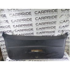 Обшивка крышки багажника