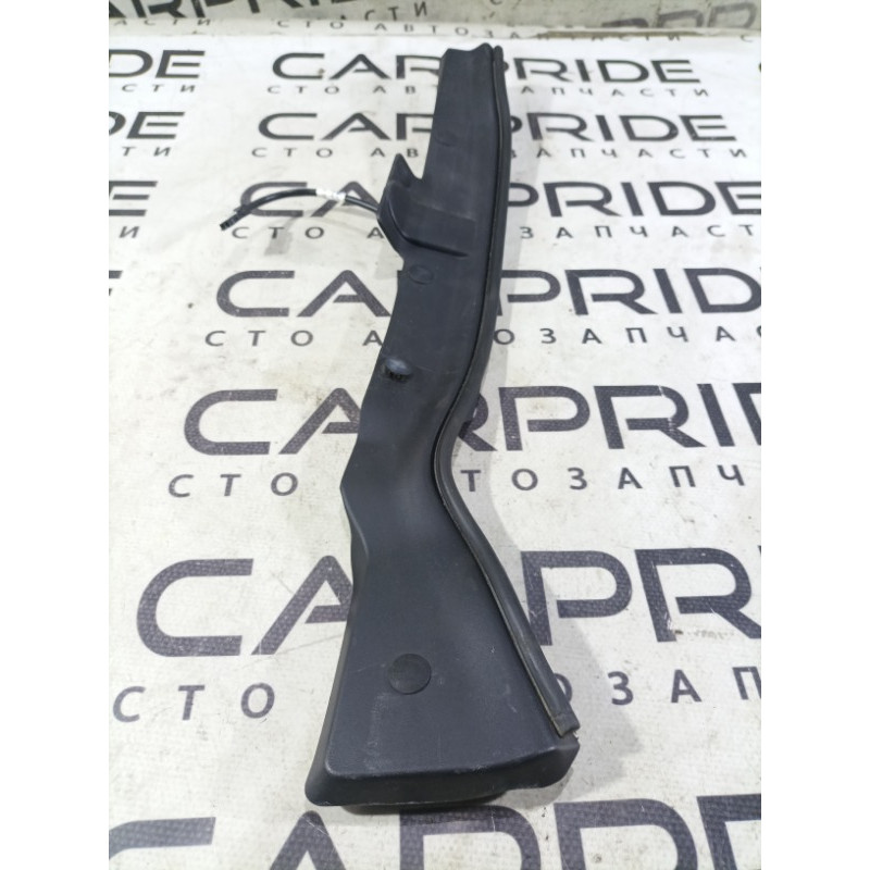 Накладка крышки багажника (кузов и элементы) Cadillac Xt5 1 2016 3.6 23172146