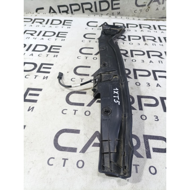 Накладка крышки багажника (кузов и элементы) Cadillac Xt5 1 2016 3.6 23172146