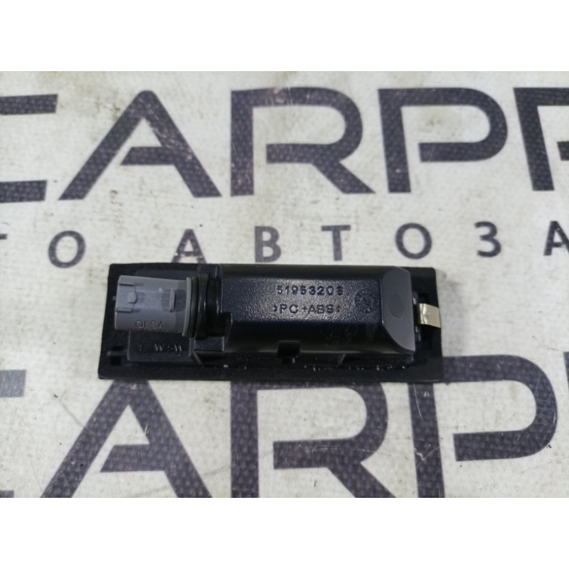 Плафон подсветки номера (оптика) Jeep Renegade BU 2020 2.4 68247166AA