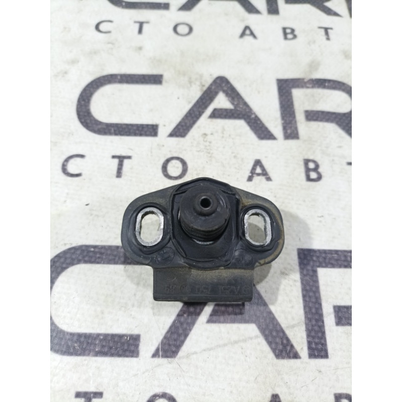 Відбійник кришки багажника (кузов і елементи) Mercedes-Benz GL X164 2012 4.6 a2517500089