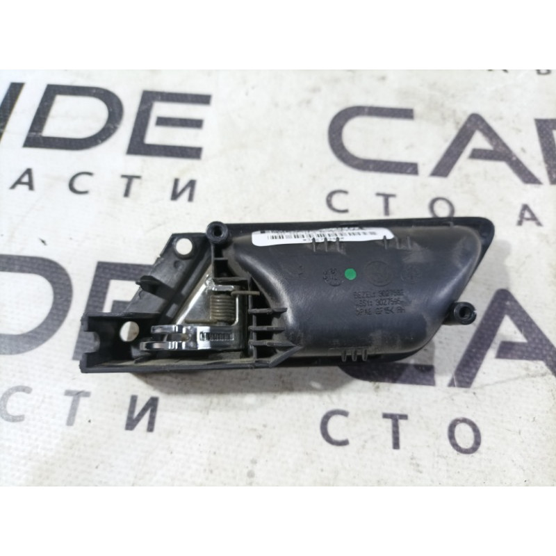 Ручка двери внутренняя (салон) Volkswagen Jetta A6 5c6839114a
