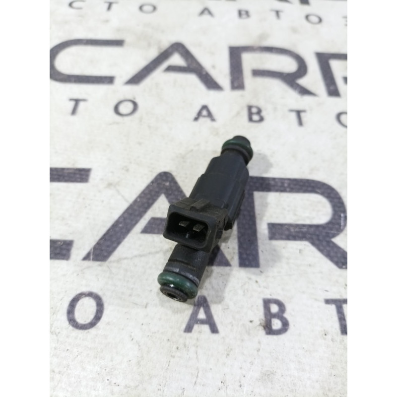 Форсунка топливная (топливная система) Ford Transit Connect 1 2005 1.8L 1111848