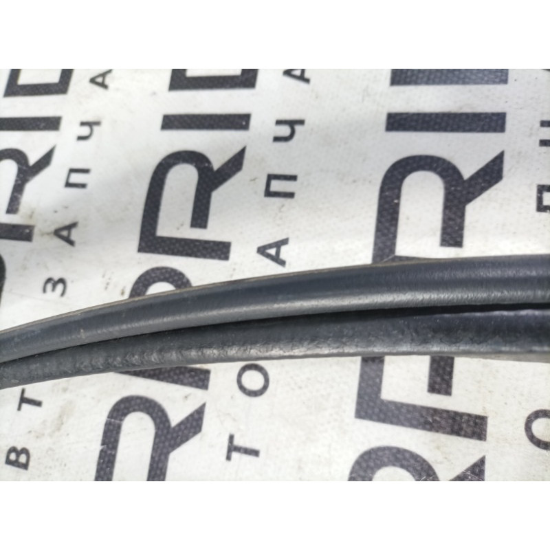 Уплотнитель (кузов и элементы) Ford Transit Connect 1 2005 1.8L 1341359