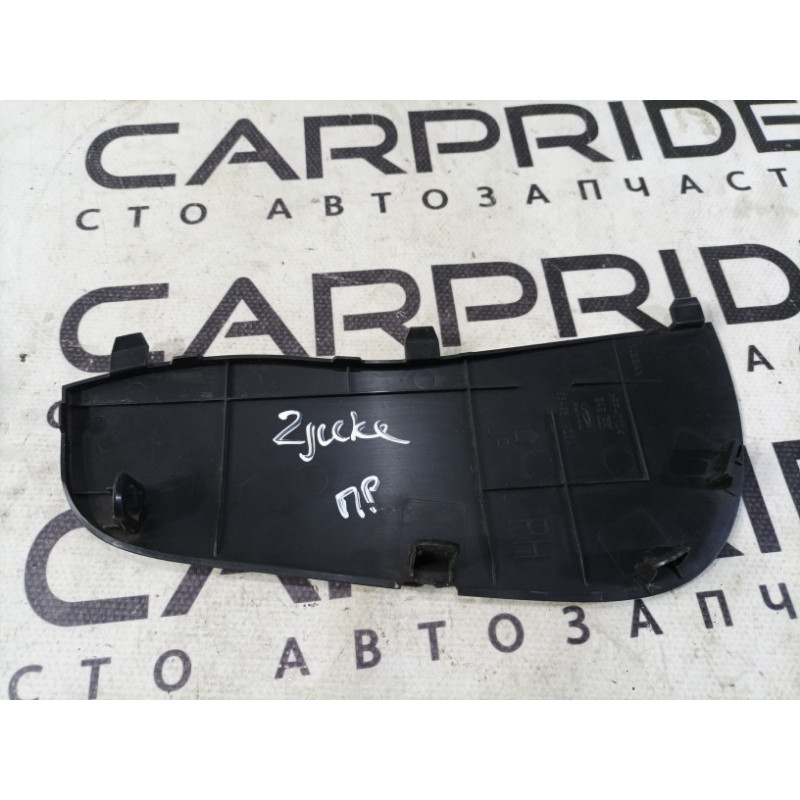 Накладка торпеды боковая (салон) Nissan Juke F15 2013 1.6 684981kz0a