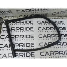 Уплотнитель стекла двери