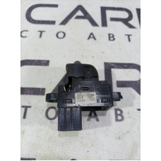 Кнопка стеклоподъемника